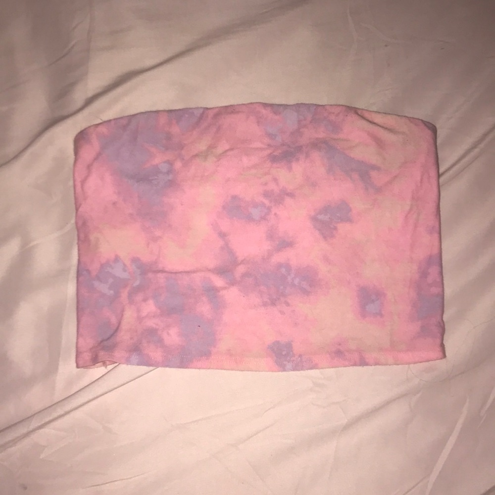 VS pink tube top
